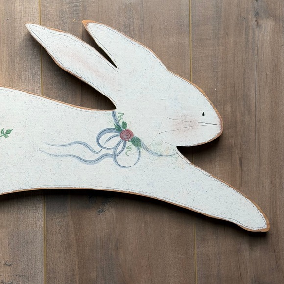 Vintage Wooden Bunny Wall Decor White Floral Cottagecore Easter Farmcore Country - Picture 4 of 7